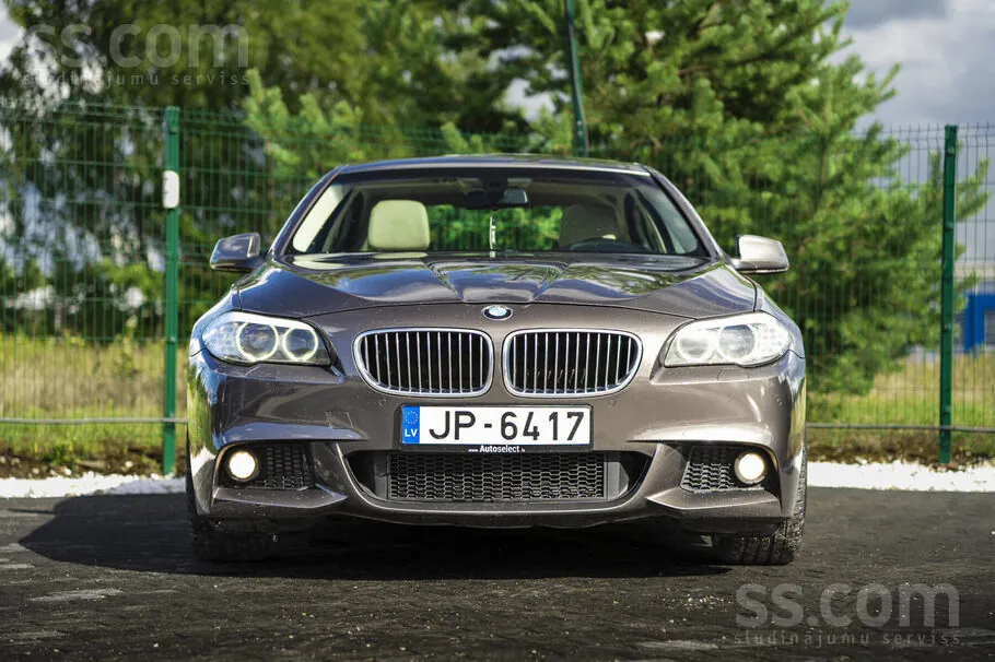 BMW 525 2010 photo 2