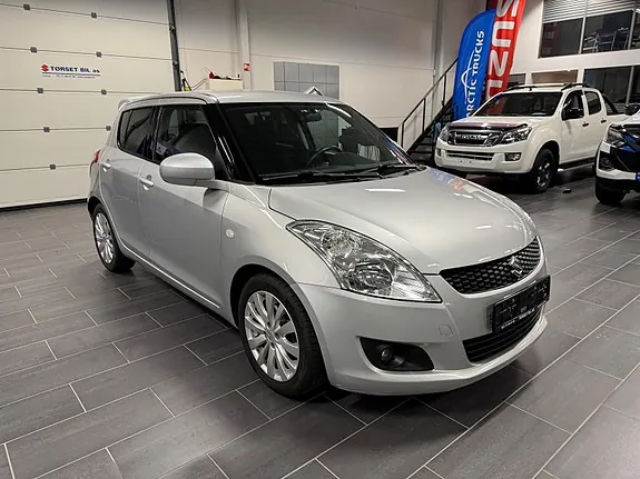 Suzuki Swift 2011 photo 5