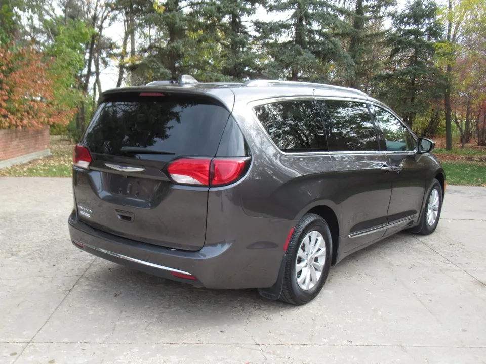 Chrysler Pacifica 2019 photo 5