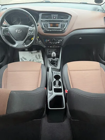 Hyundai I20 2016 photo 3