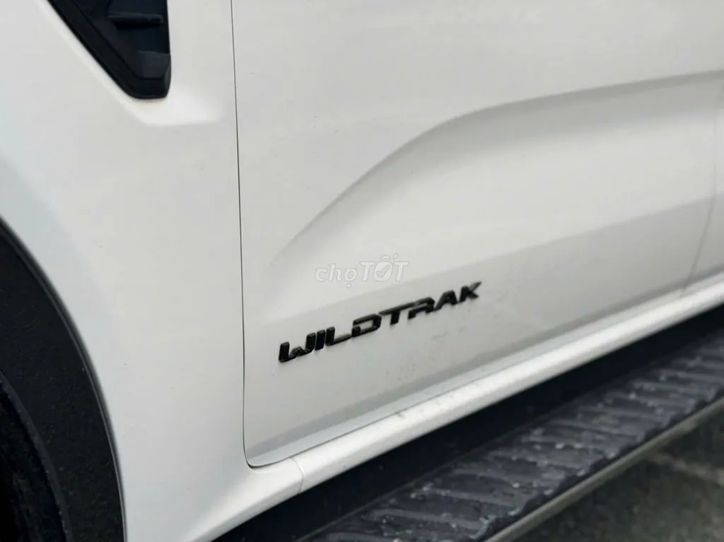 Ford Everest 2023 photo 5