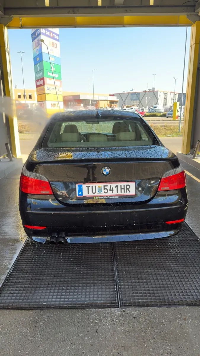 BMW 5 Series 2005 photo 3