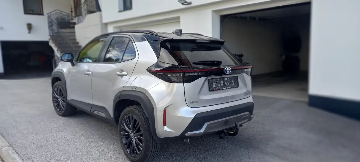 Toyota Yaris Cross 2023 photo 3