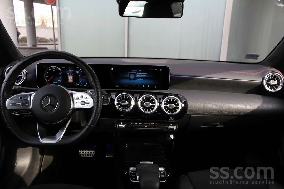 Mercedes-Benz Cla180 2019 photo 4