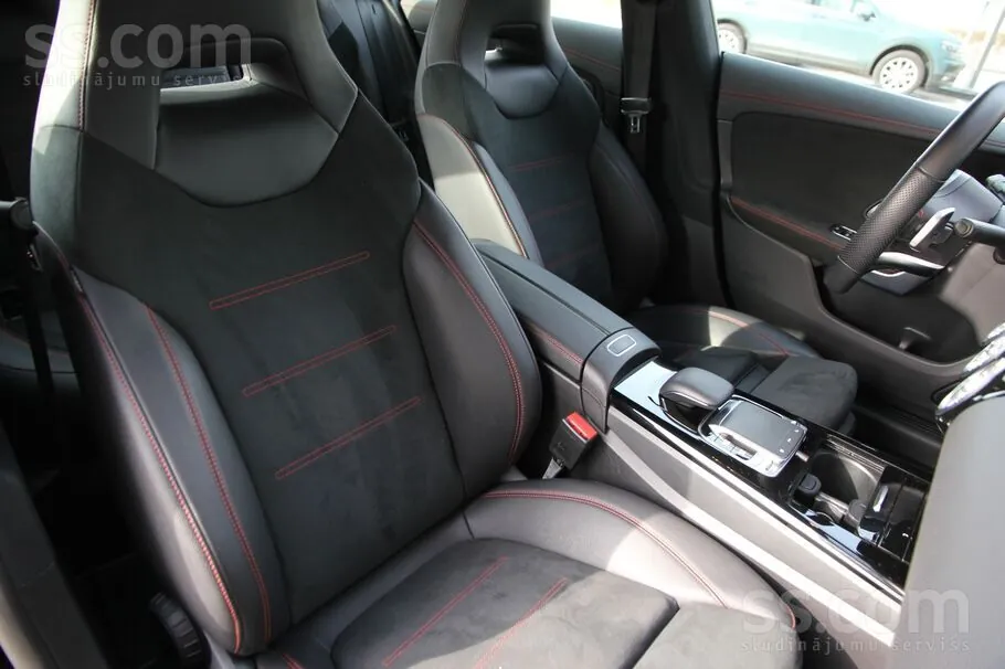 Mercedes-Benz Cla180 2019 photo 5
