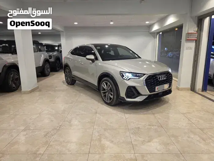 Audi Q3 2020 photo 2