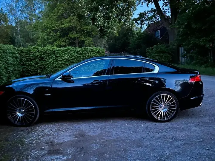 Jaguar Xf