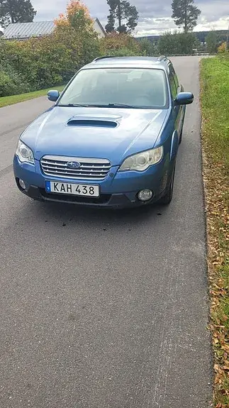 Subaru Outback 2009 photo 2