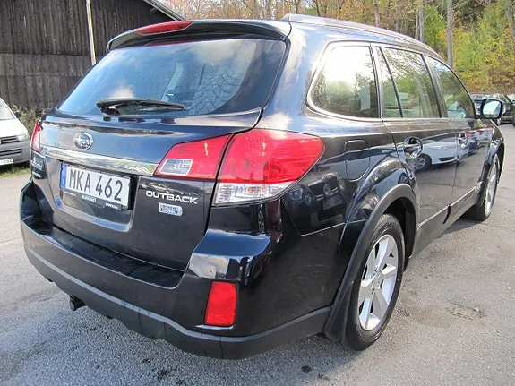 Subaru Outback 2014 photo 4