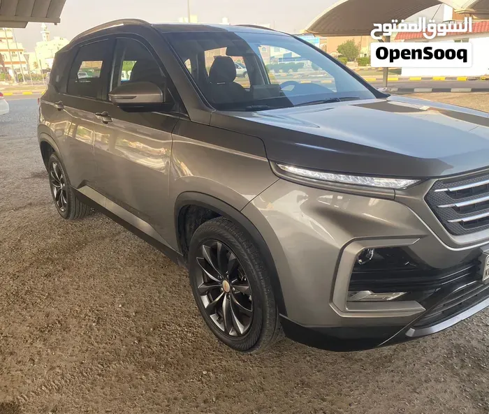 Chevrolet Captiva 2023 photo 2