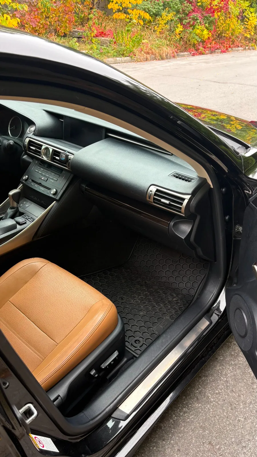 Lexus Is 250 2015 photo 5