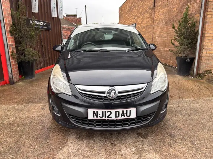 Vauxhall Corsa 2012 photo 4