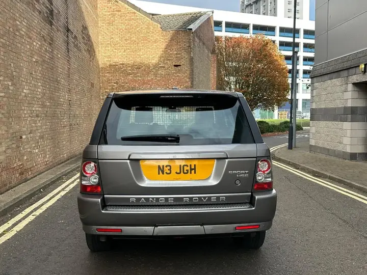 Land Rover Range Rover Sport 2010 photo 5