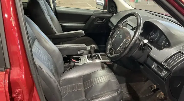 Land Rover Freelander 2 2013 photo 3