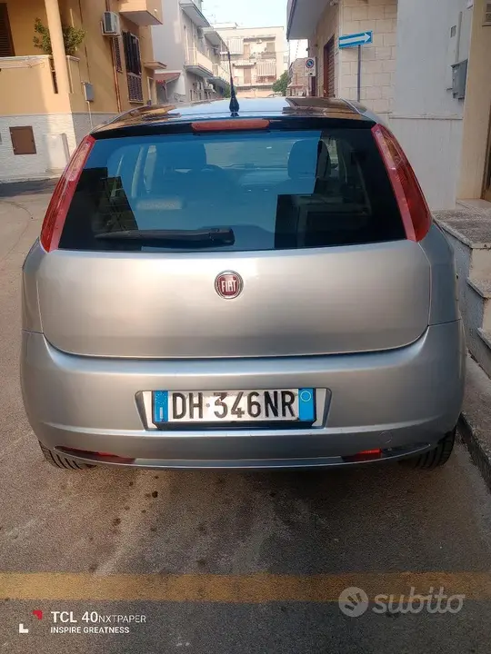 Fiat Grande Punto 2007 photo 2