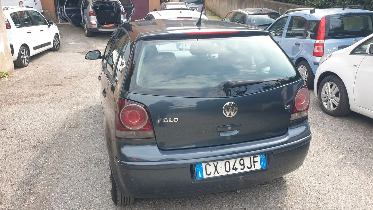 Volkswagen Polo 2005 photo 4