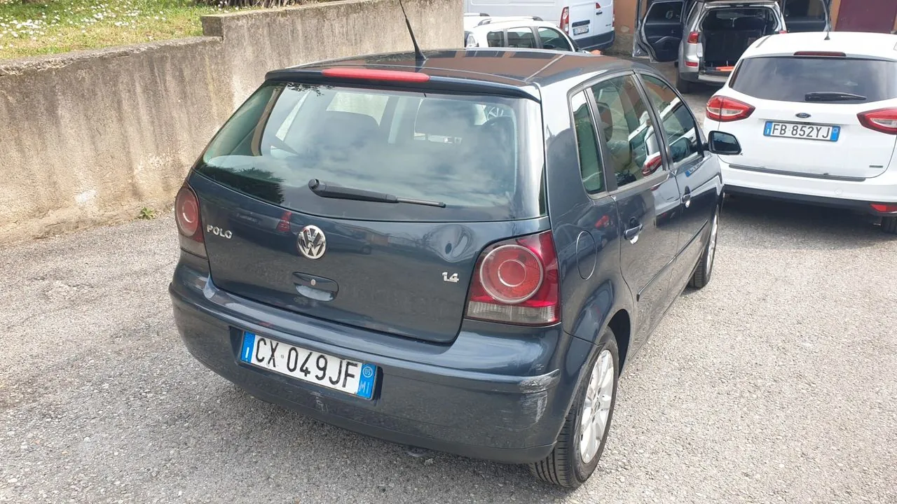 Volkswagen Polo 2005 photo 5