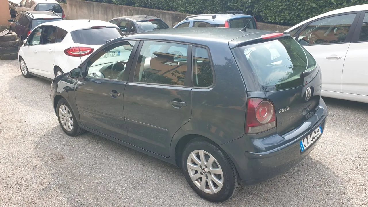 Volkswagen Polo 2005 photo 3