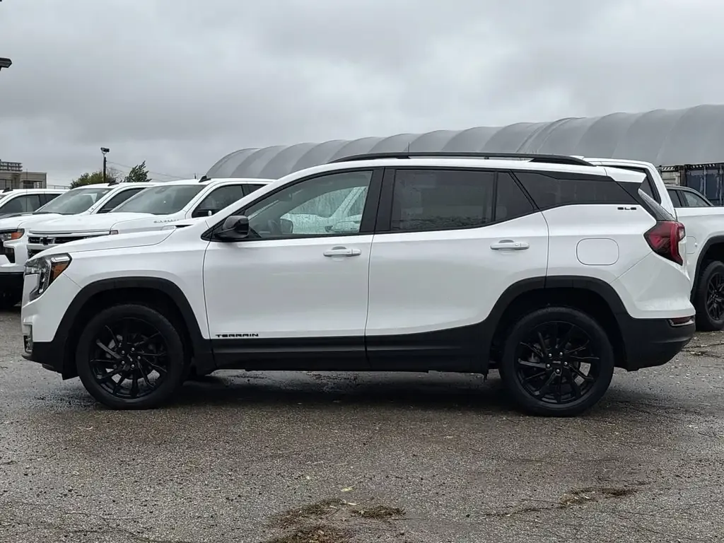 GMC Terrain 2024 photo 5