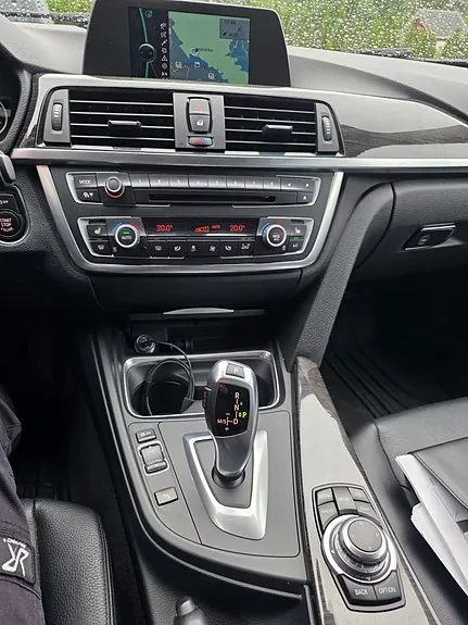 BMW 320D 2013 photo 5