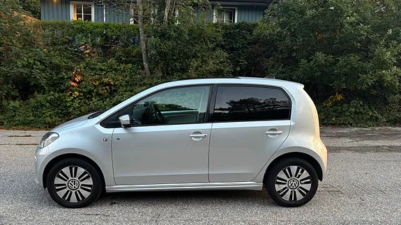 Volkswagen E-Up! 2015 photo 4