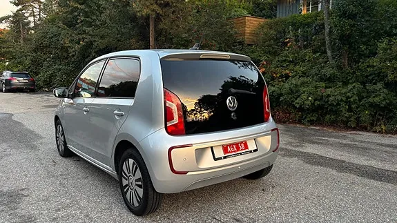 Volkswagen E-Up! 2015 photo 5