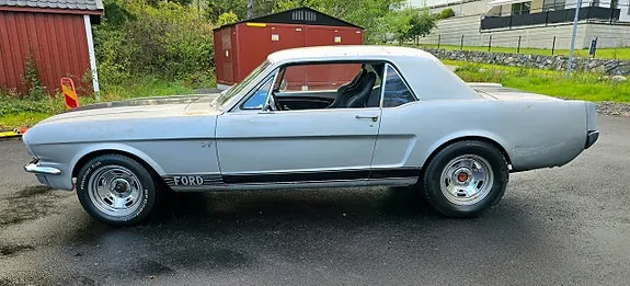 Ford Mustang 1966 photo 2
