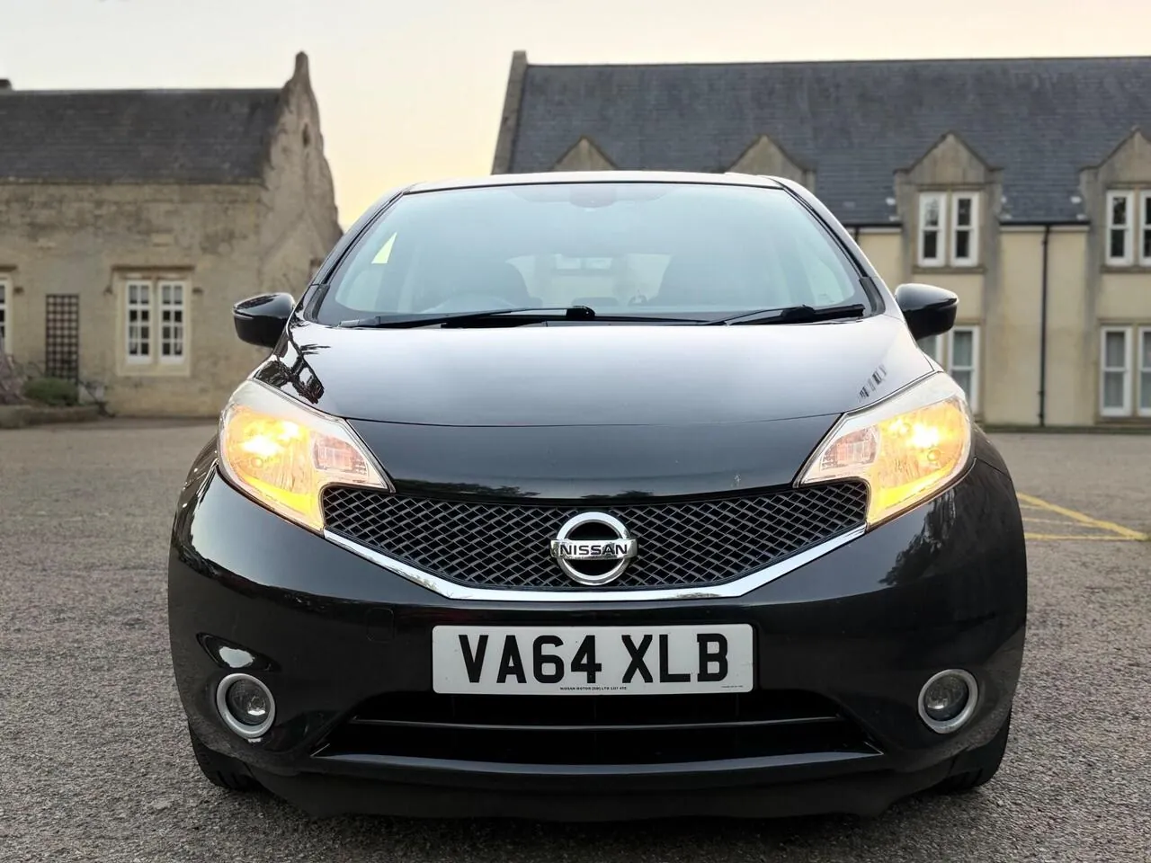 Nissan Note 2015 photo 2