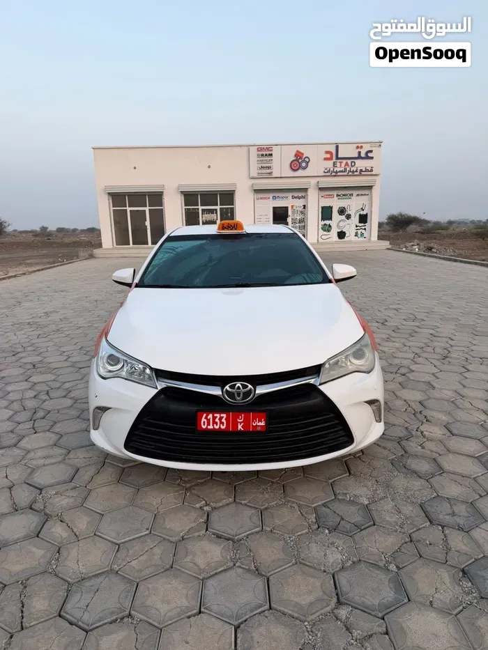 Toyota Camry 2017 photo 2