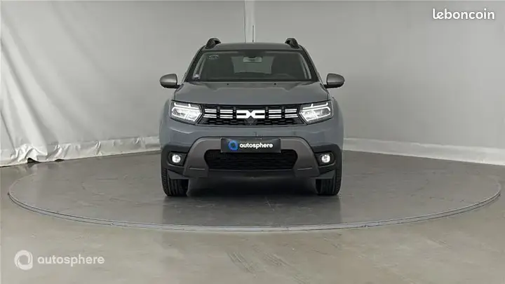 Dacia Duster 2023 photo 2