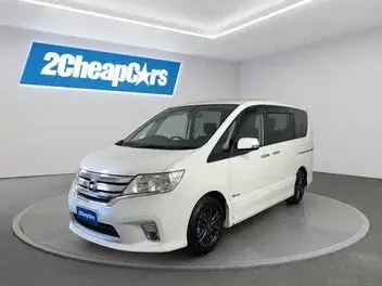 Nissan Serena 2013 photo 2