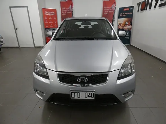 Kia Rio 2010 photo 2