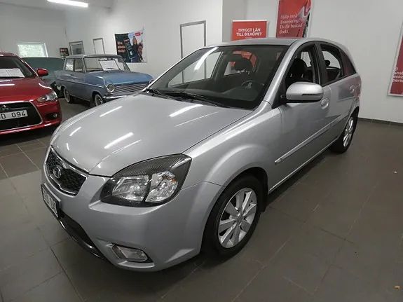 Kia Rio 2010 photo 3