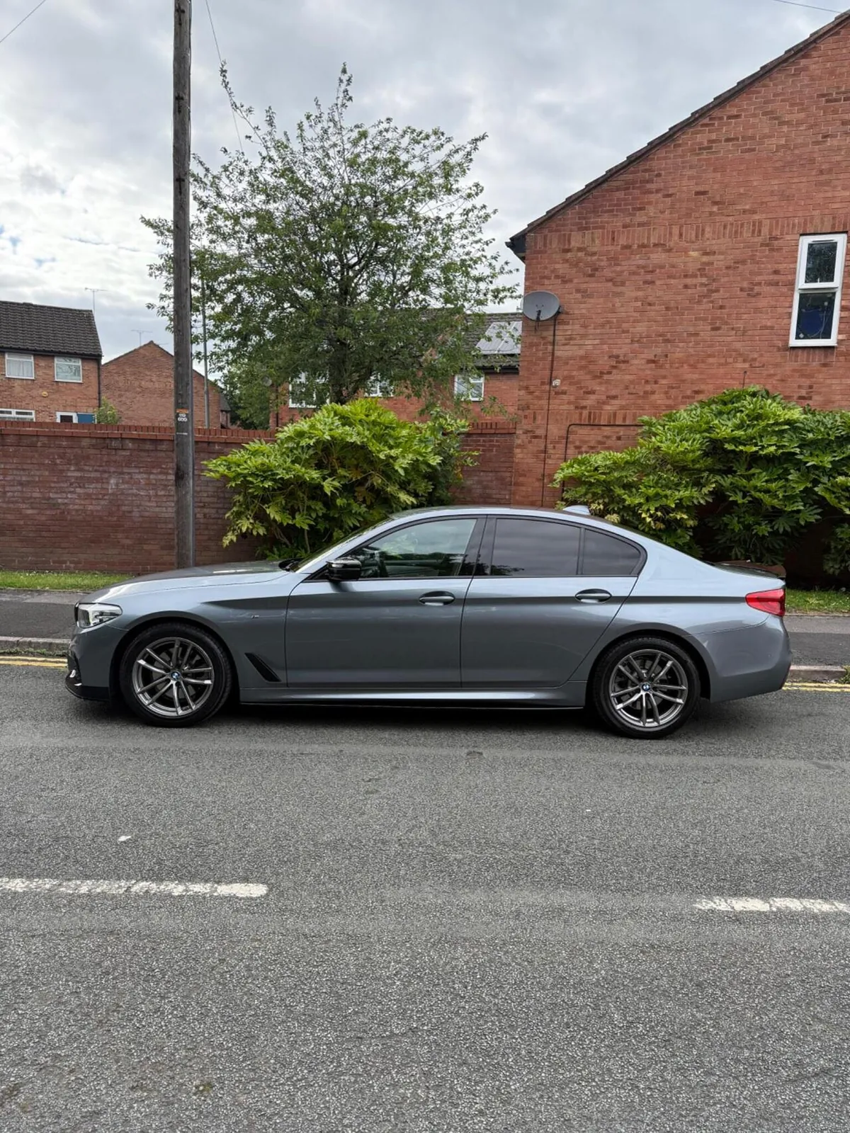 BMW 5 Series 2019 photo 4