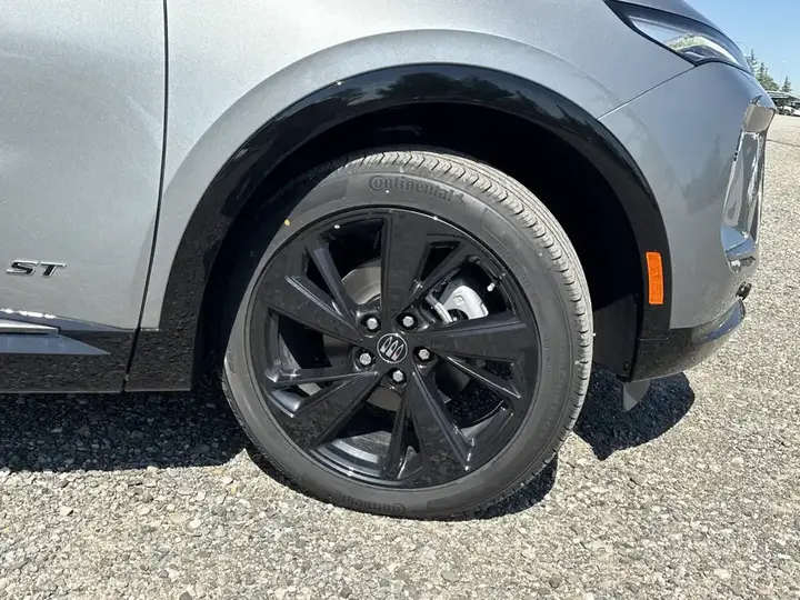 Buick Envision 2026 photo 4