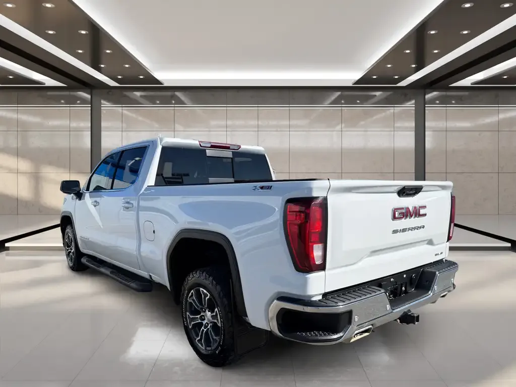 GMC Sierra 1500 2024 photo 3
