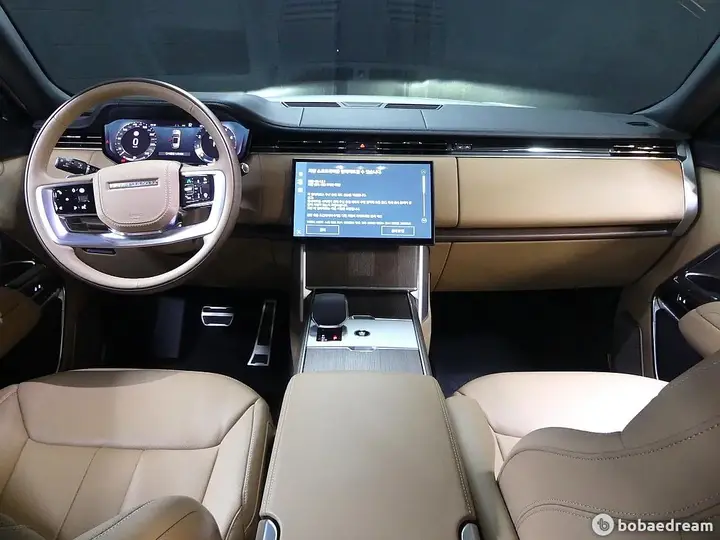 Land Rover Range Rover 2026 photo 4