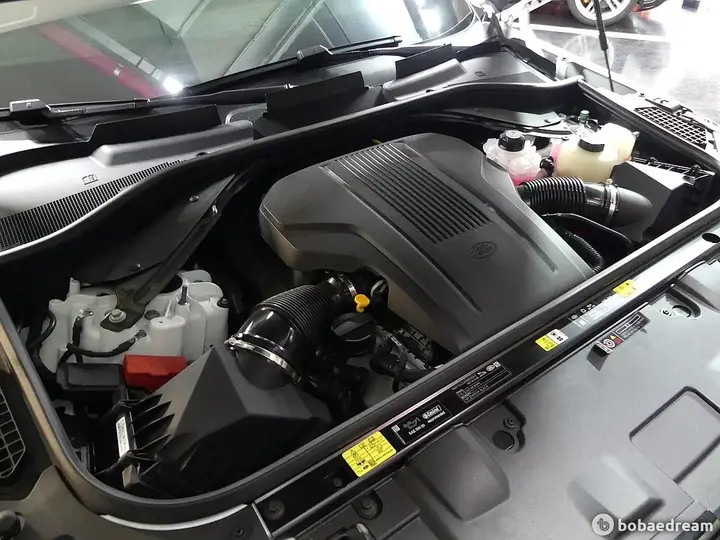 Land Rover Range Rover 2026 photo 5