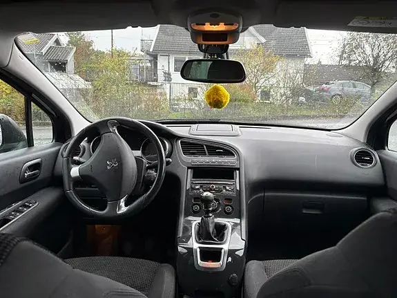 Peugeot 5008 2014 photo 5