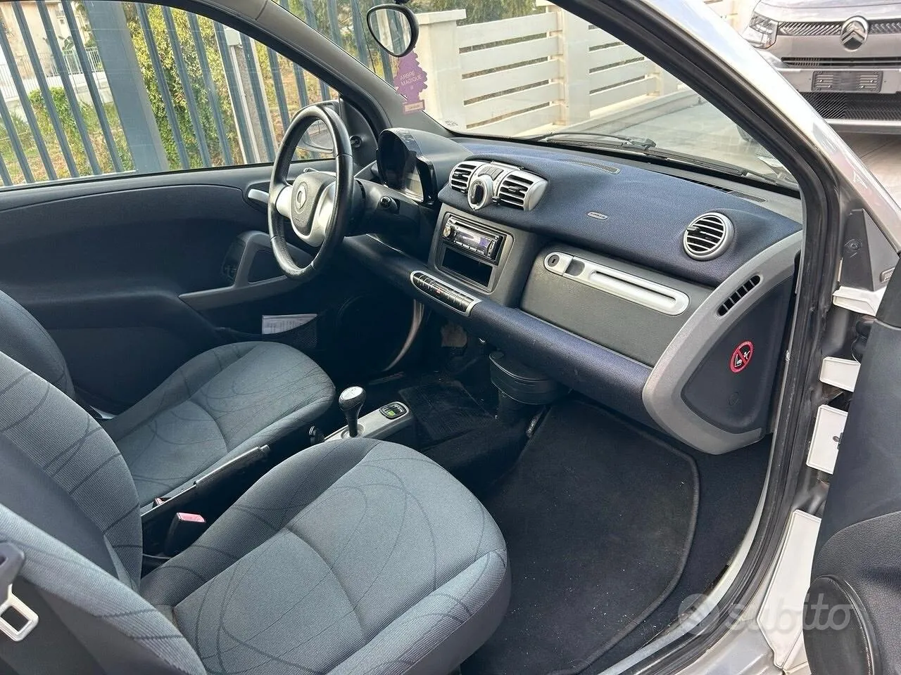 Smart Fortwo 2011 photo 5