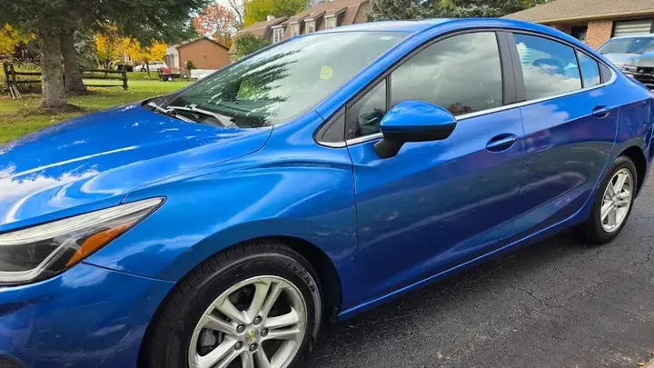 Chevrolet Cruze 2017 photo 2
