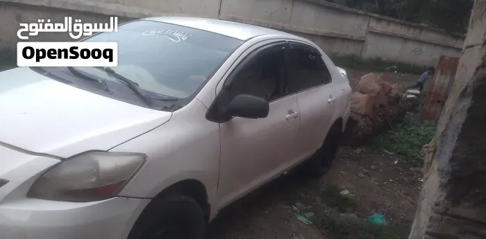 Toyota Yaris 2007 photo 2