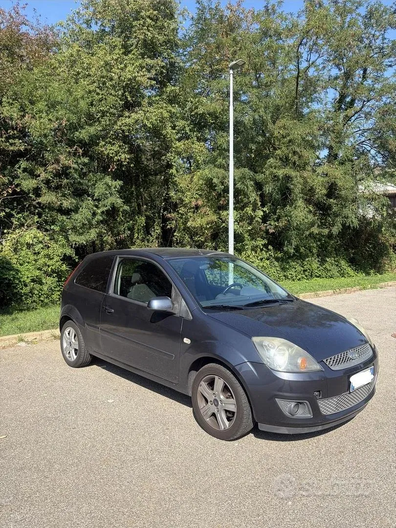 Ford Fiesta 2008 photo 3