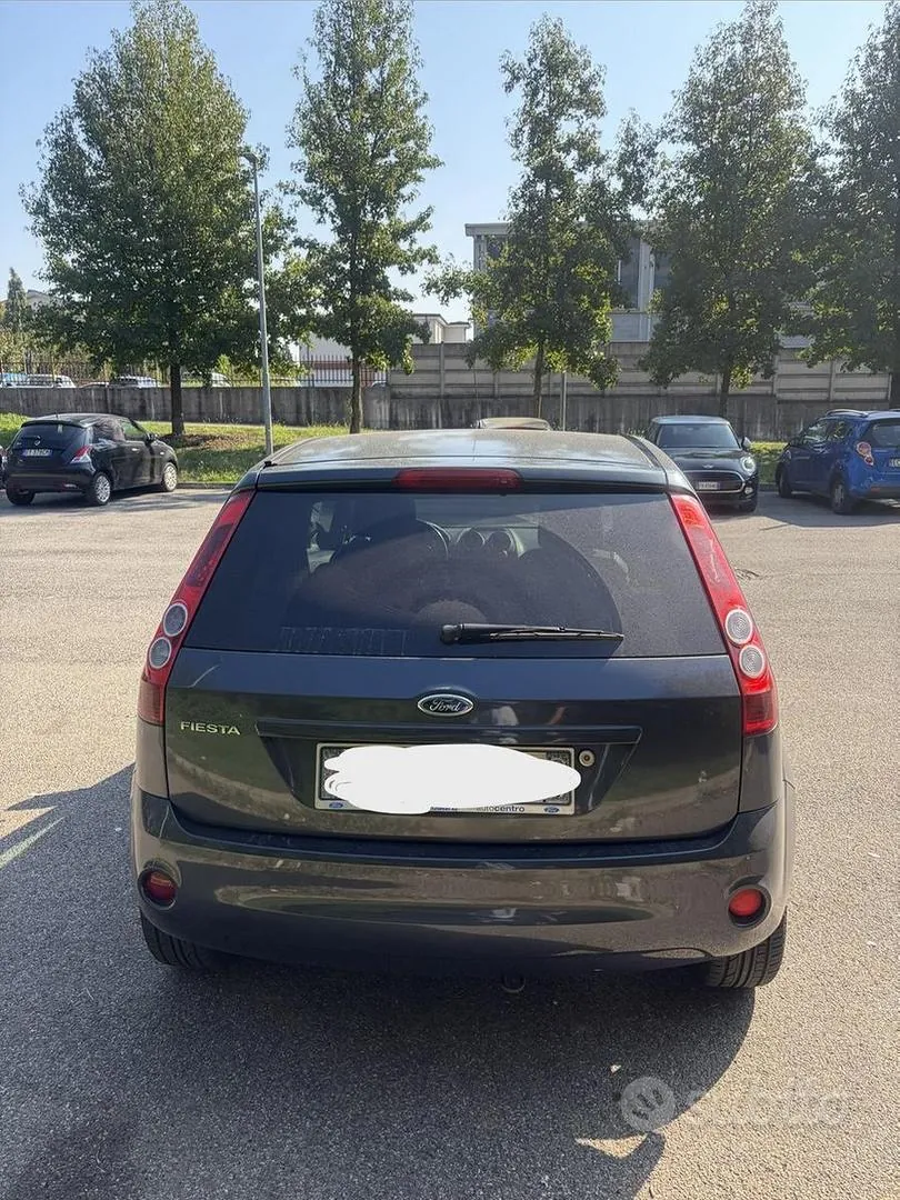 Ford Fiesta 2008 photo 4