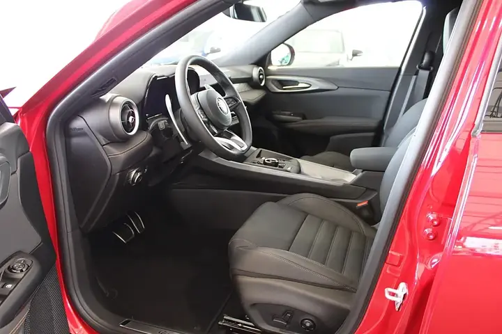 Alfa Romeo Tonale photo 3
