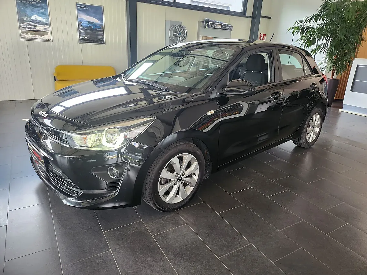 Kia Rio 2023 photo 2