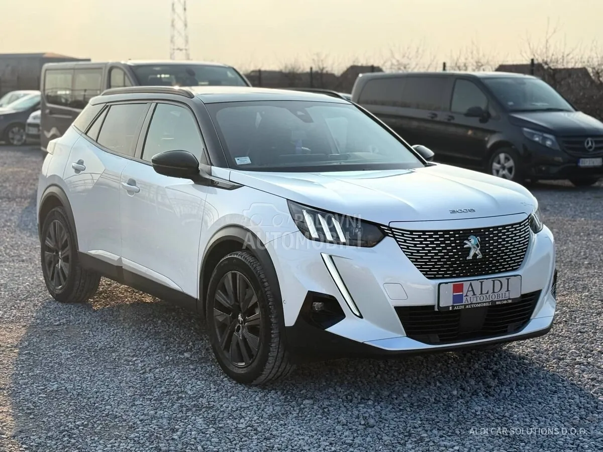 Peugeot 2008 2021 photo 3