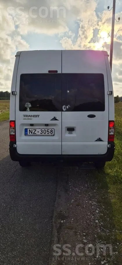 Ford Transit 2012 photo 3