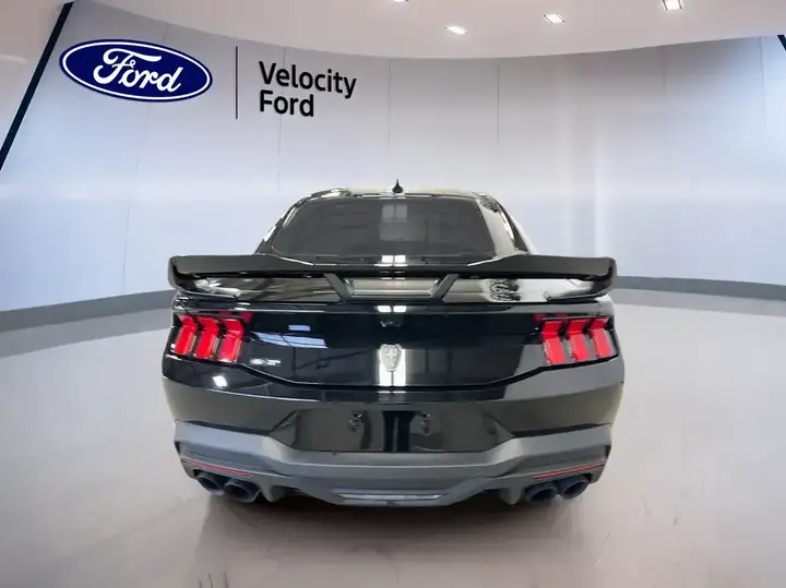 Ford Mustang 2025 photo 3
