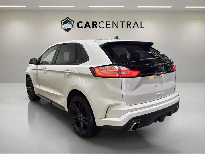 Ford Edge 2022 photo 3